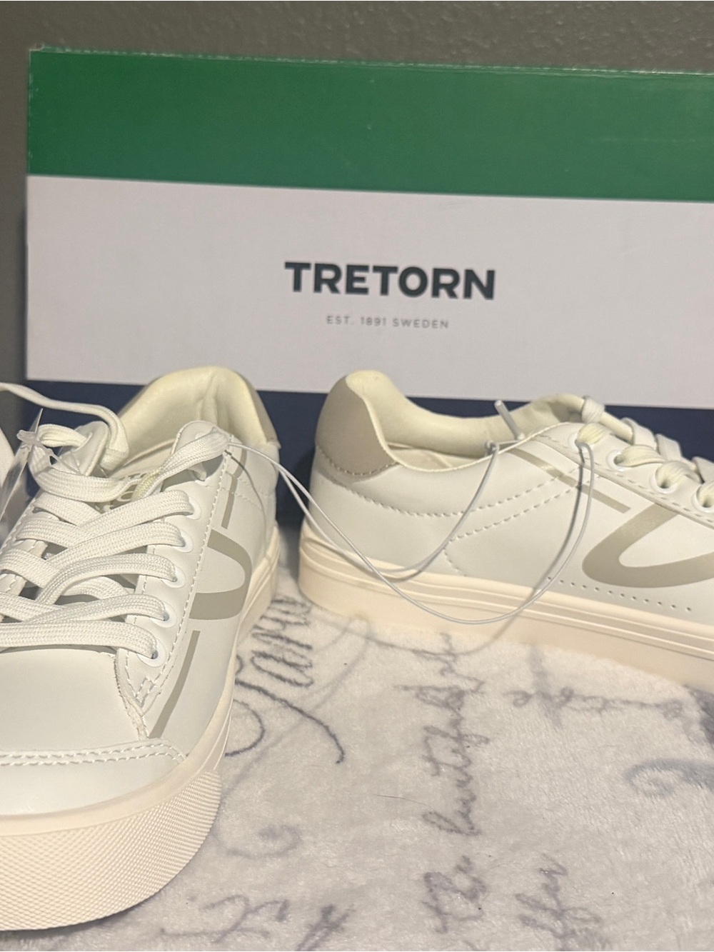 Tretorn Women’s White/Grey Sneakers